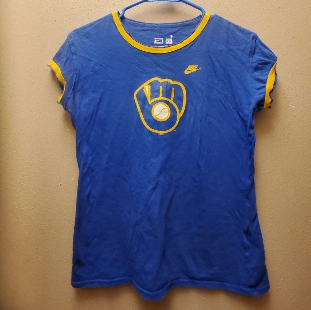 🍉juniors size smal Milwaukee Brewers top